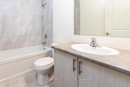 67 HILLCROFT WAY, Kawartha Lakes, Ontario K0M 1A0, Kanada