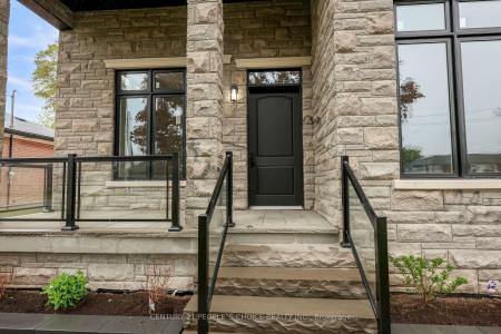2091 BRIDGE ROAD, Oakville, Ontario L6L 2E8, Canada