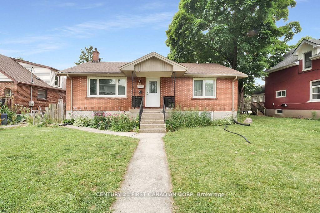 454 SALISBURY STREET, London East, Ontario N5Y 3B2, Canadá