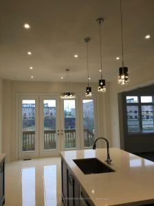 86 HAMSTER CRESCENT, Aurora, Ontario L4G 3G7, Canadá