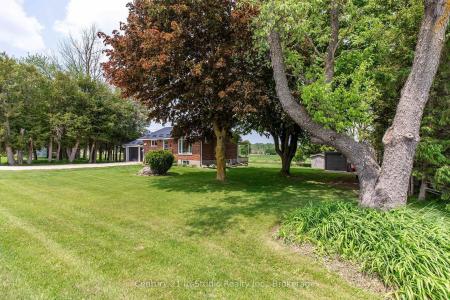 8404 WELLINGTON ROAD 15 ROAD, Wellington North, Ontario N0G 1N0, Kanada