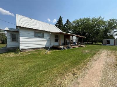220 HOSSACK AVENUE, Killarney, Manitoba R0K 1G0, Canada