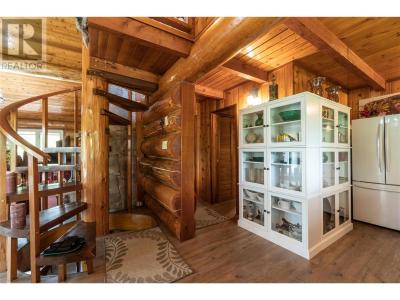1372 SEYMOUR RIVER ROAD, Seymour Arm, British Columbia V0E 2V2, Canada