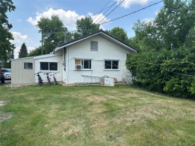 634 BROADWAY AVENUE, Killarney, Manitoba R0K 1G0, Canada