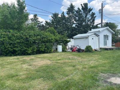 634 BROADWAY AVENUE, Killarney, Manitoba R0K 1G0, Canada