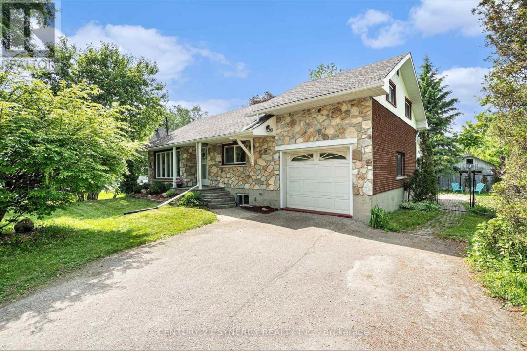 7412 ROGER STEVENS DRIVE, Montague, Ontario K7A 4S6, Canadá