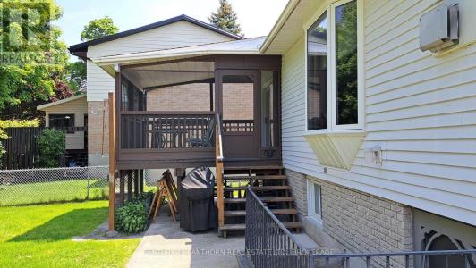 788 WHITEOAK CRESCENT, Kingston (city Northwest), 安大略省 K7P 1L6, 加拿大