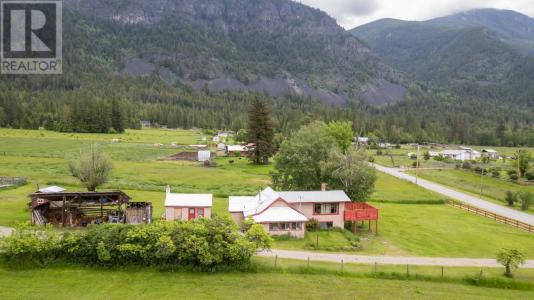 4512 48TH STREET, Canyon, British Columbia V0B 1C1, Canada