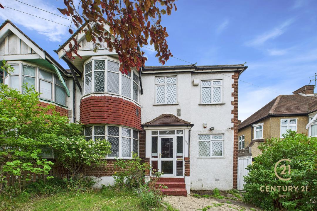 Tolworth Rise North, SURBITON, United Kingdom