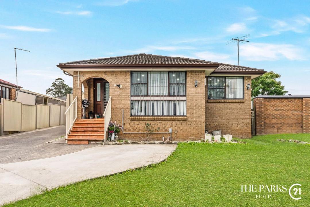 7 Quarry Road, Bossley Park, NSW 2176, Australia