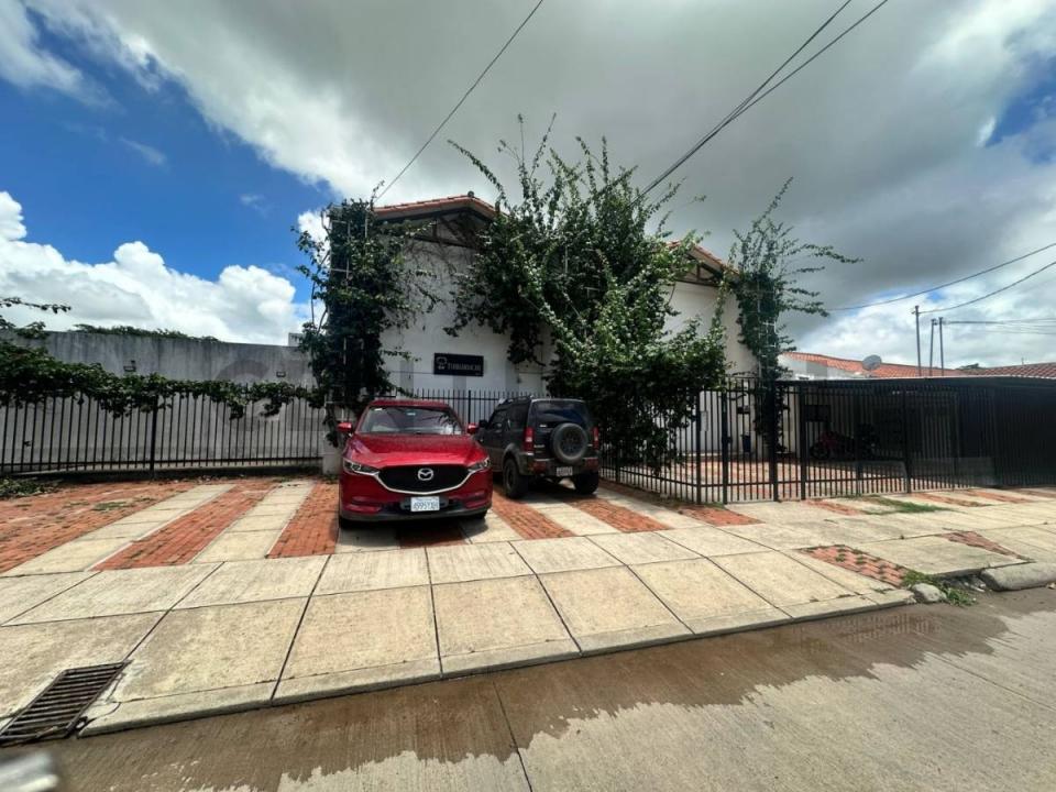 remanzo 3 Condominio Toborochi calle curupau 5, Norte, Santa Cruz 00001, Bolivie