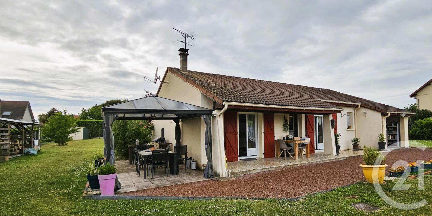 St Victor, Auvérnia 03410, França