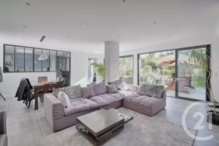 La Varenne St Hilaire, Île-de-France 94210, アキタン