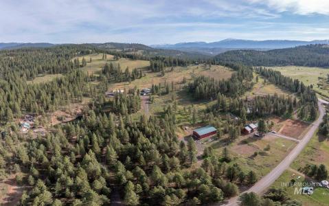 2597 Price Valley Road, New Meadows, Idaho 83654, USA