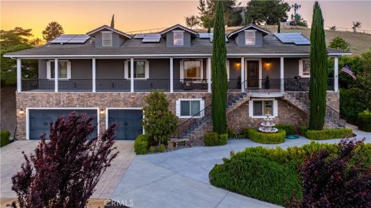 98 Nutwood Circle, Paso Robles, California 93446, USA