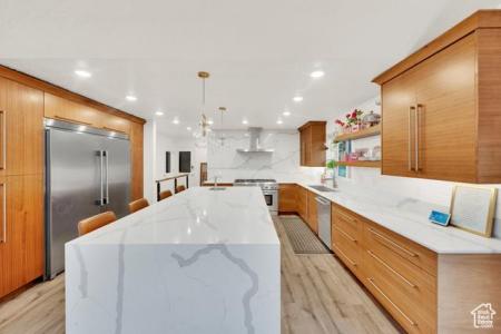 698 E 2320 N, Provo, Utah 84604