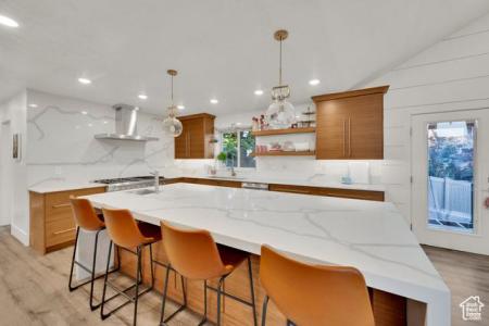 698 E 2320 N, Provo, Utah 84604