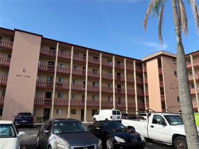 4137 Lake Bayshore Drive , C505, Bradenton, Florida 34205, USA