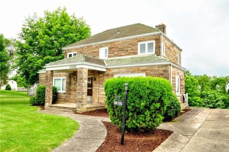 1302 Wickerham Drive, Monongahela, Pennsylvania 15063
