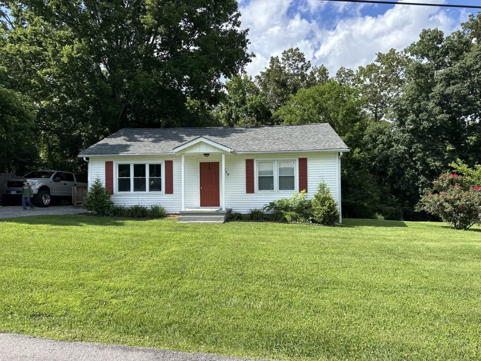 329 Castle Ln, Dover, Tennessee 37058, USA