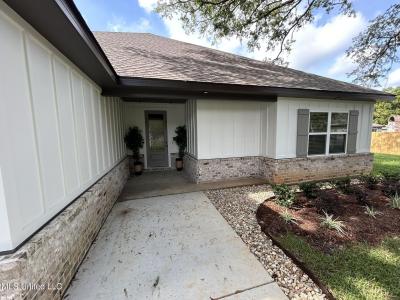 3076 Highland Avenue, D'Iberville, Миссисипи 39540, Соединенные Штаты