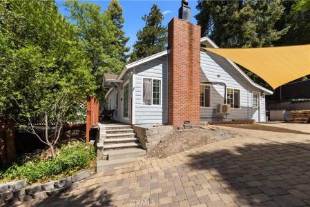 31428 Panorama Drive, Running Springs, カリフォルニア 92382, アメリカ合衆国