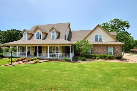 502 Ransten Street, Tahlequah, Oklahoma 74464