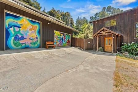 32800 Sutliff Lane, Fort Bragg, California 95437