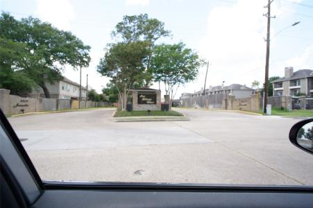 2800 Jeanetta Street 1704, Houston, Texas 77063, USA