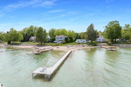 5896 S Cummings Street, Suttons Bay, Michigan 49682, USA