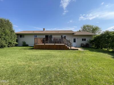 265 Main Street, Carrington, ND 58421, USA