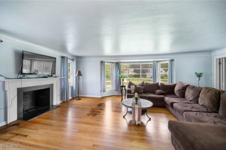 1572 S Belvoir Boulevard, South Euclid, Ohio 44121, États-Unis