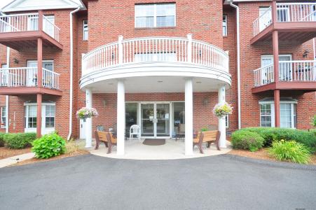 625 Palisado Avenue APT 206, Windsor, 커네티컷 06095, 미국