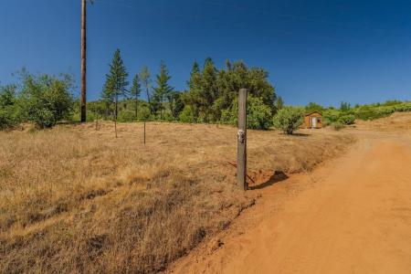 Hawver Road, Mokelumne Hill, California 95245