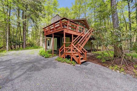 1172 Deer Trail Road, Pocono Pines, Pennsylvanie 18350, États-Unis