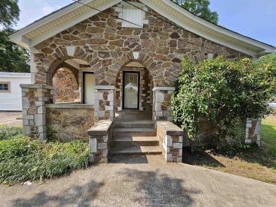 1421 W 25th Street, North Little Rock, Arkansas 72114, USA