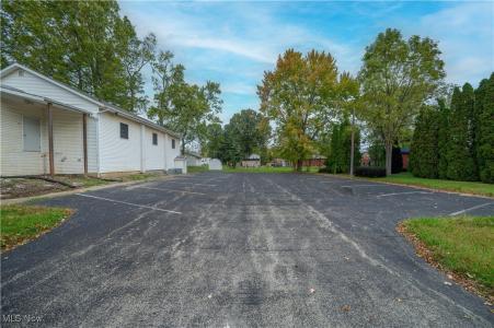 1187 Deforest Road SE, Warren, 俄亥俄州 44484, 美國