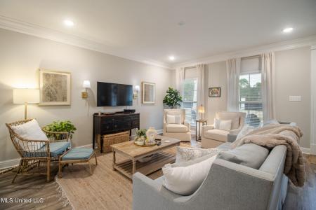 104 Everly Circle, Ocean Springs, Mississippi 39564