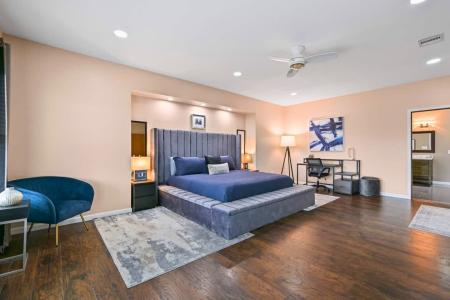 2402 Pine Street, Galveston, Texas 77551