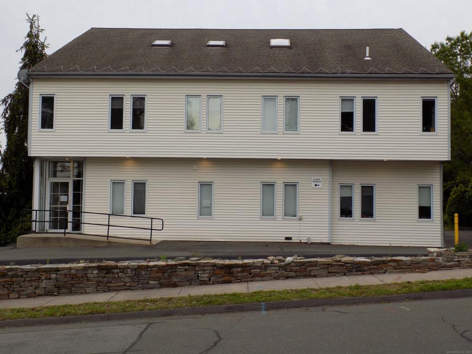 751 Farmington Avenue, Bristol, Connecticut 06010