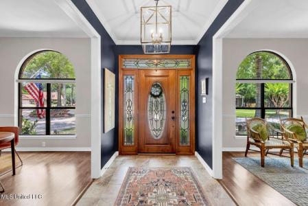 807 Woodglen Drive Drive, Ocean Springs, Mississippi 39564, USA