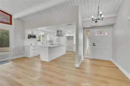 418 S Vecino Drive, Covina, California 91723