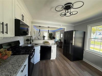 2907 Liggett Drive, Parma, Ohio 44134