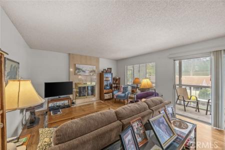 5359 Algarrobo , 1A, Laguna Woods, קליפורניה 92637, ארצות הברית של אמריקה