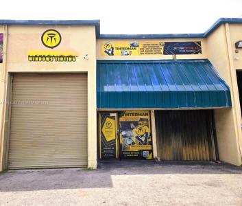 18734 SW 107th Ave, Cutler Bay, Florida 33157, USA