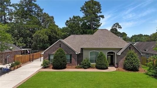 232 OLD MILL Loop, Pearl River, Louisiana 70452, USA