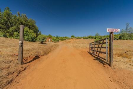 Hawver Road, Mokelumne Hill, California 95245