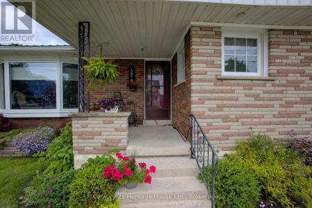 376 LAMBTON STREET EAST, West Grey, Ontario N0G 1R0, Canada