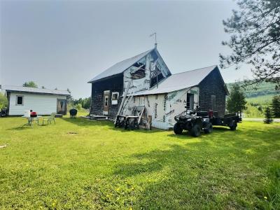 190  Route 232, Saint-Eusèbe, Quebec G0L 2Y0, CANADÁ