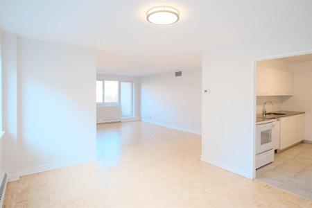 3450 Rue Drummond, Montréal (Ville-Marie), Quebec H3G 1Y2, CANADÁ